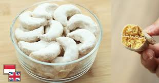 Putri Salju Toples