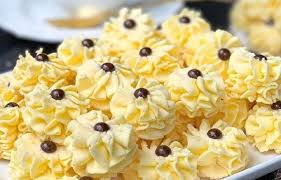 Semprit Kuning Toples